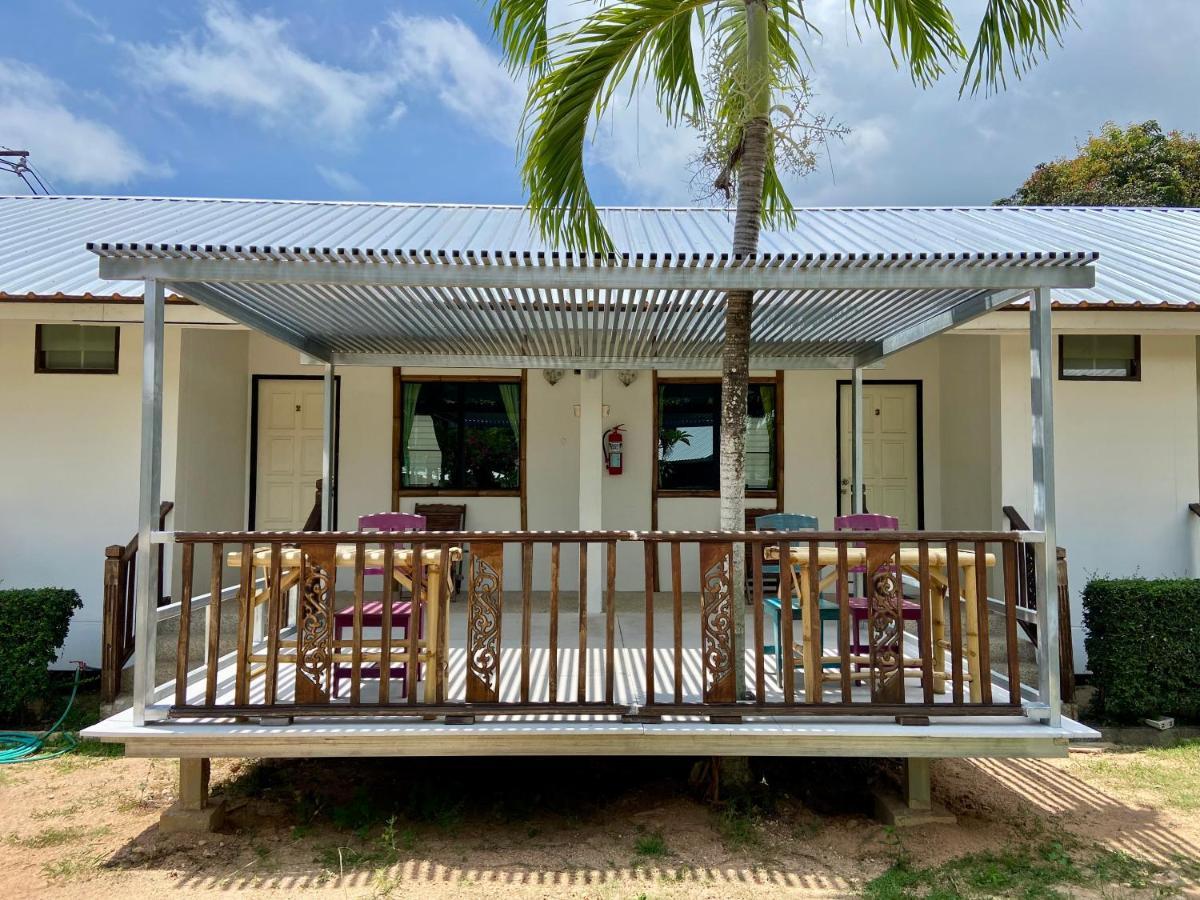 Orchard House Resort Ban Tai Exterior foto